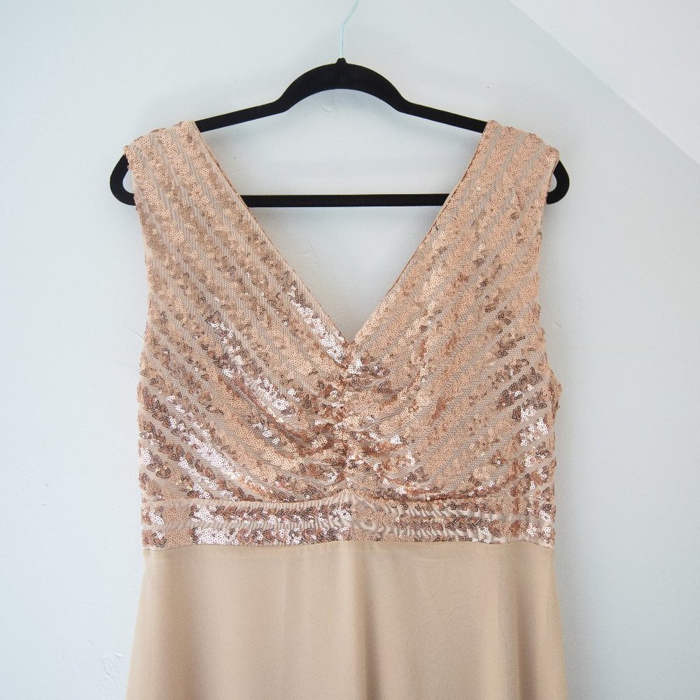 NWOT Shein Formal Dress Size US 12 EU 44 with Sequins